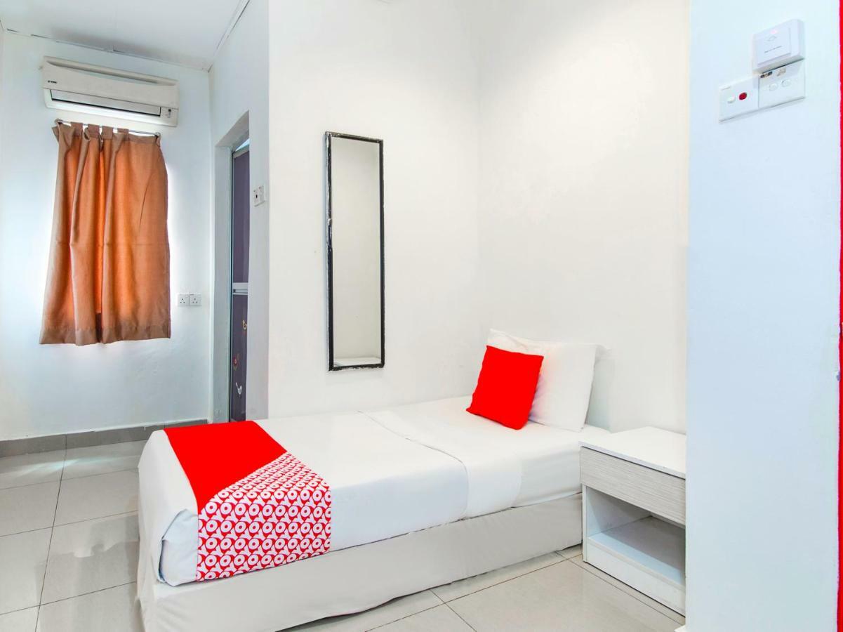 Oyo 304 Zero Hour Hotel Куала-Лумпур Екстер'єр фото